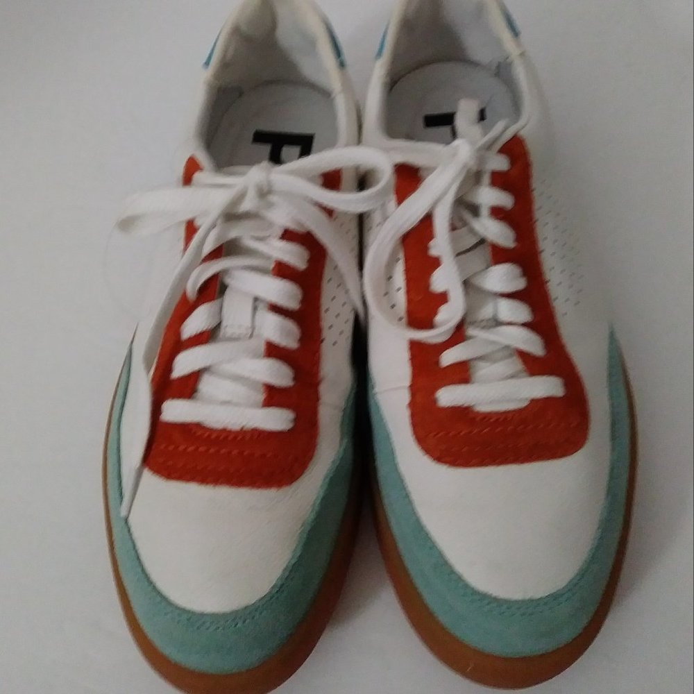 Puppies Hush Multicolor Sneakers Size 7